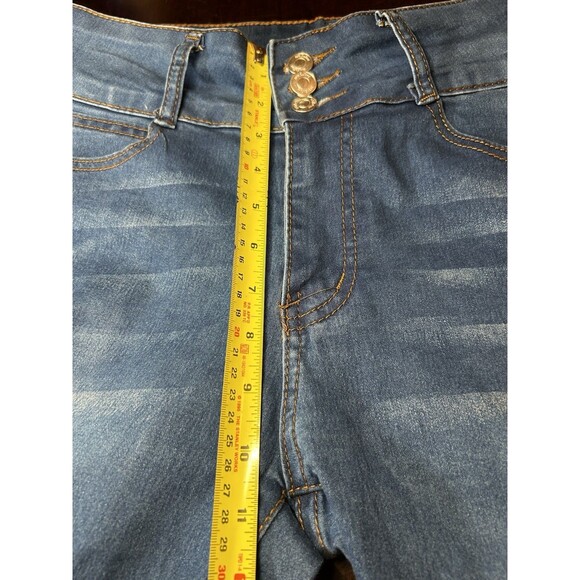 Red Bottoms Women's‎ Size 11/30 Blue Denim Capri Stretch Jeans - Picture 7 of 8